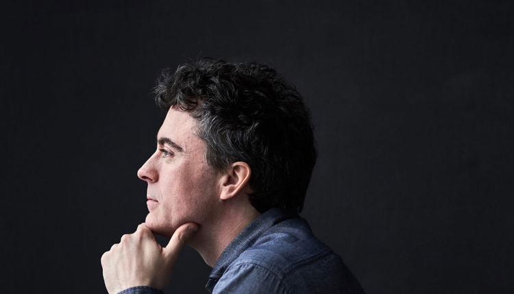 Paul Lewis